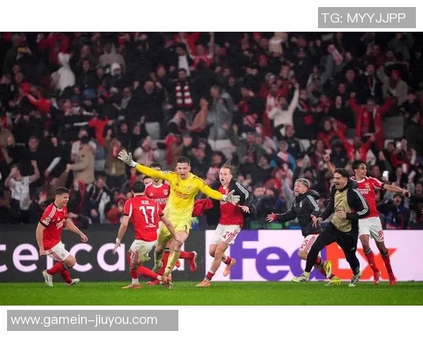 足总杯精彩对决本菲卡与热刺战成平局乌龙球成比赛转折点引发转会热议